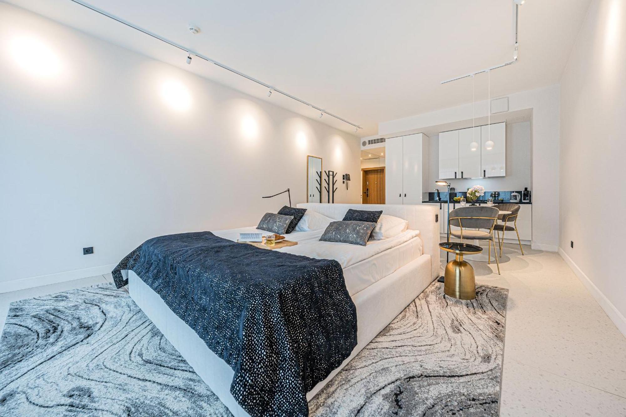 Rent Like Home - Apartament Deo Plaza - Old Town Danzica Esterno foto